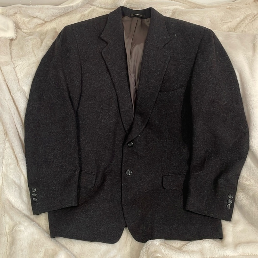 Botany 500 men's size 42 grey 100% camel hair business casual office blazer